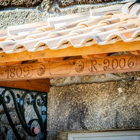 Miranda Heritage House Holiday home Creixomil