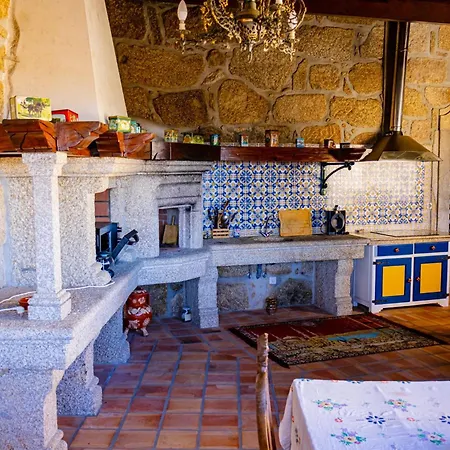 Miranda Heritage House Holiday home Creixomil